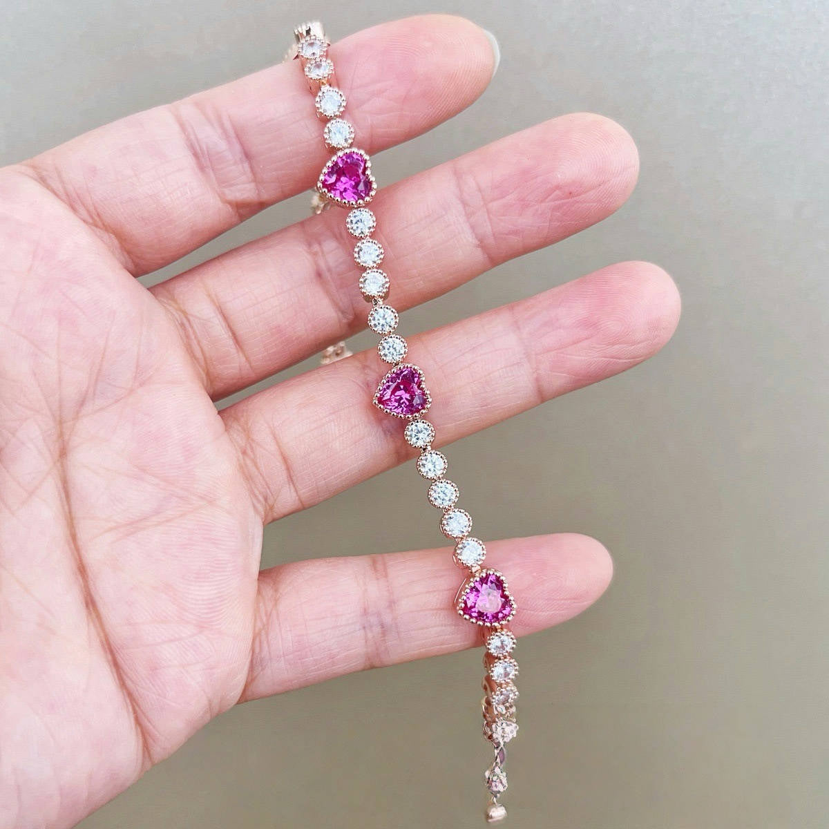 Zircon Heart-Shaped Bracelet