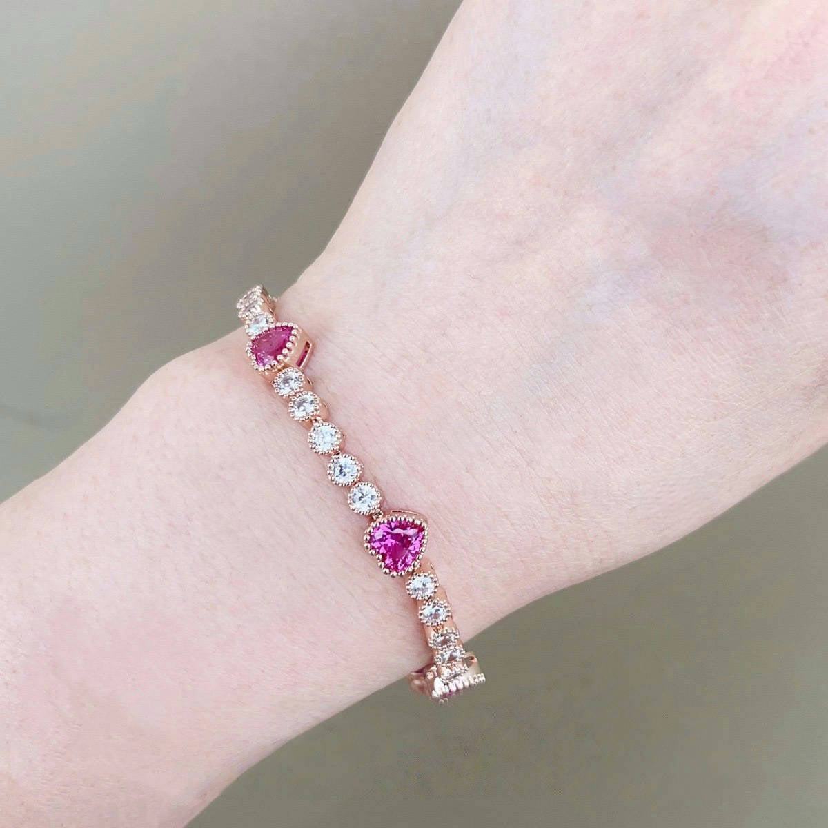 Zircon Heart-Shaped Bracelet