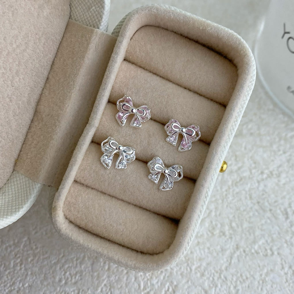 S999 Sterling Silver Bow-Shaped Zircon Stud Earrings
