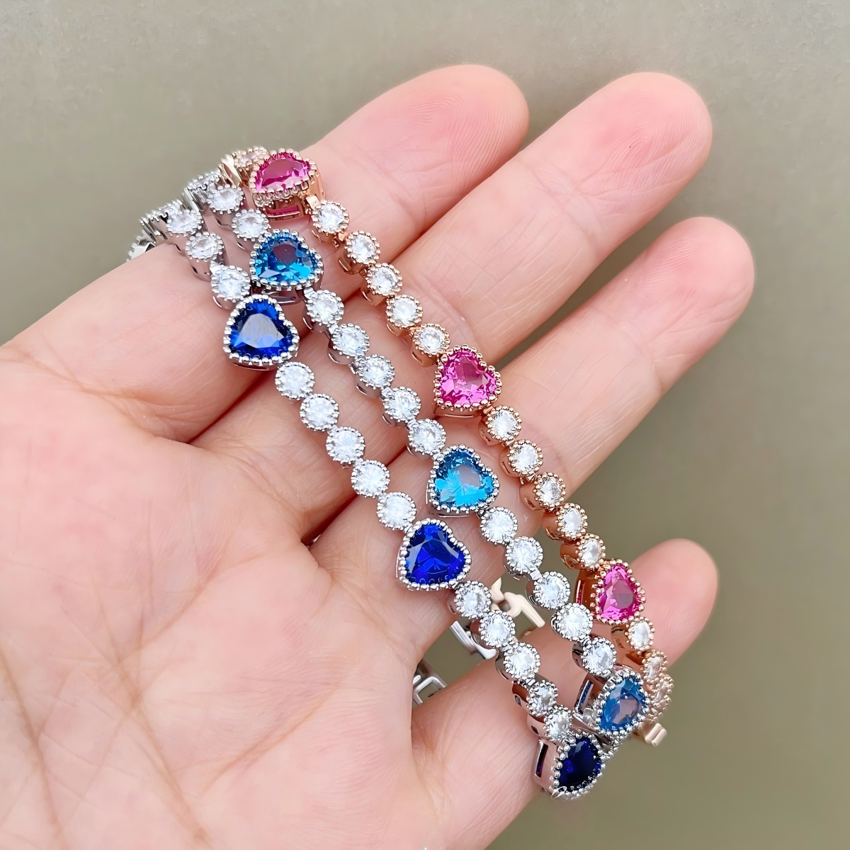 Zircon Heart-Shaped Bracelet