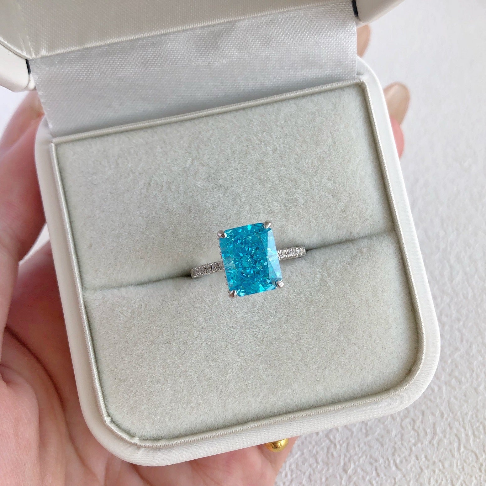Aurora Prism S925 Sterling Silver Emerald Cut 8A CZ Ring