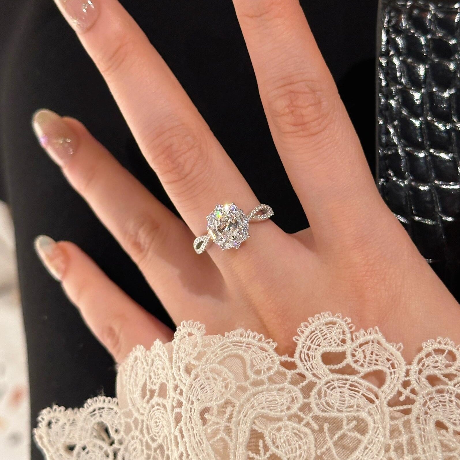 Eternal Radiance Halo Ring