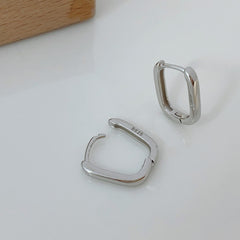 Luna Oval Hoop Earrings – S925 Sterling Silver Minimalist Oval Huggie Hoops