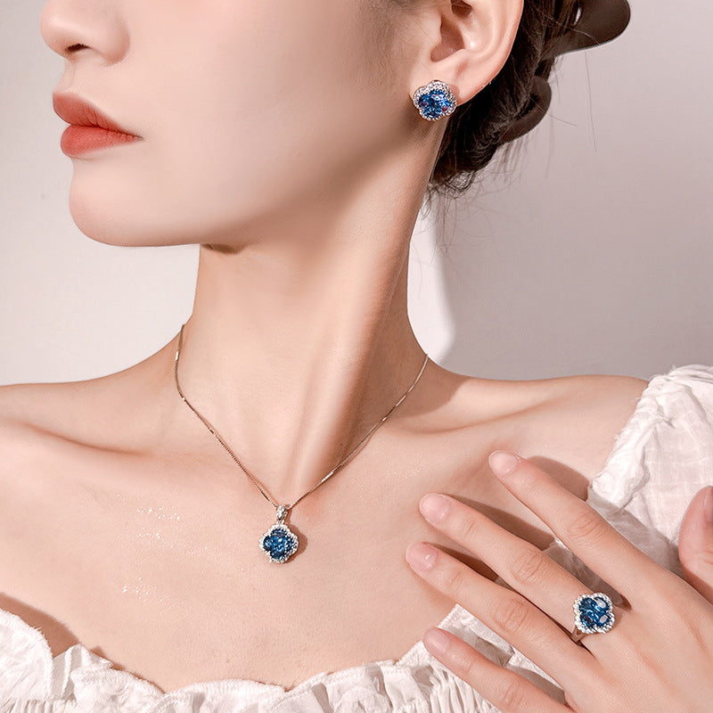 Copper Blue Clover High Carbon Diamond Jewelry Set