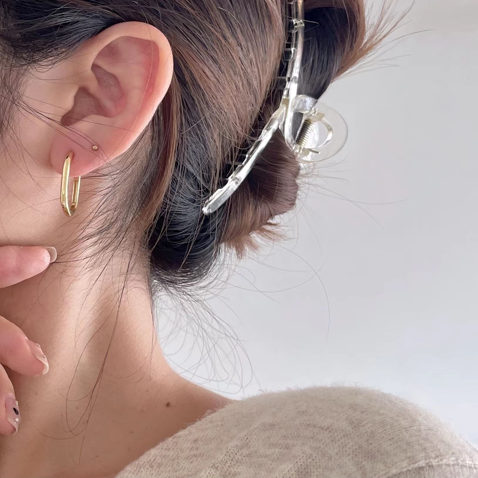 Luna Oval Hoop Earrings – S925 Sterling Silver Minimalist Oval Huggie Hoops