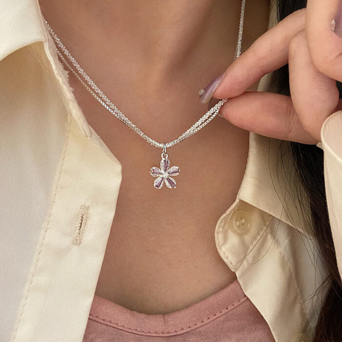 Lumière Bloom Layered Flower Necklace